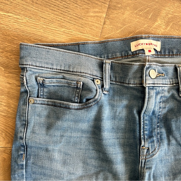 Lucky brand sweet boot cut jeans - Picture 2 of 8